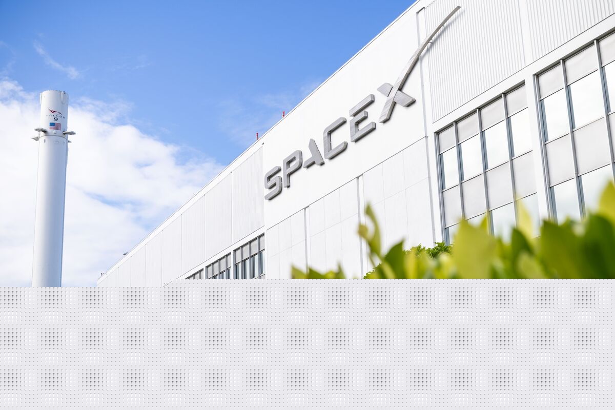 马斯克称_SpaceX_完成_400_亿美元芯片债务融资 图1